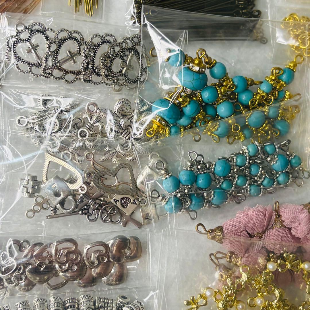 プロフ見てみて！ハンドメイド パーツ まとめ売り 【100種類以上】