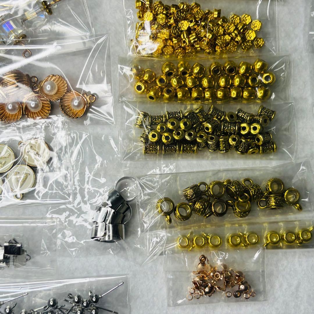 プロフ見てみて！ハンドメイド パーツ まとめ売り 【100種類以上】