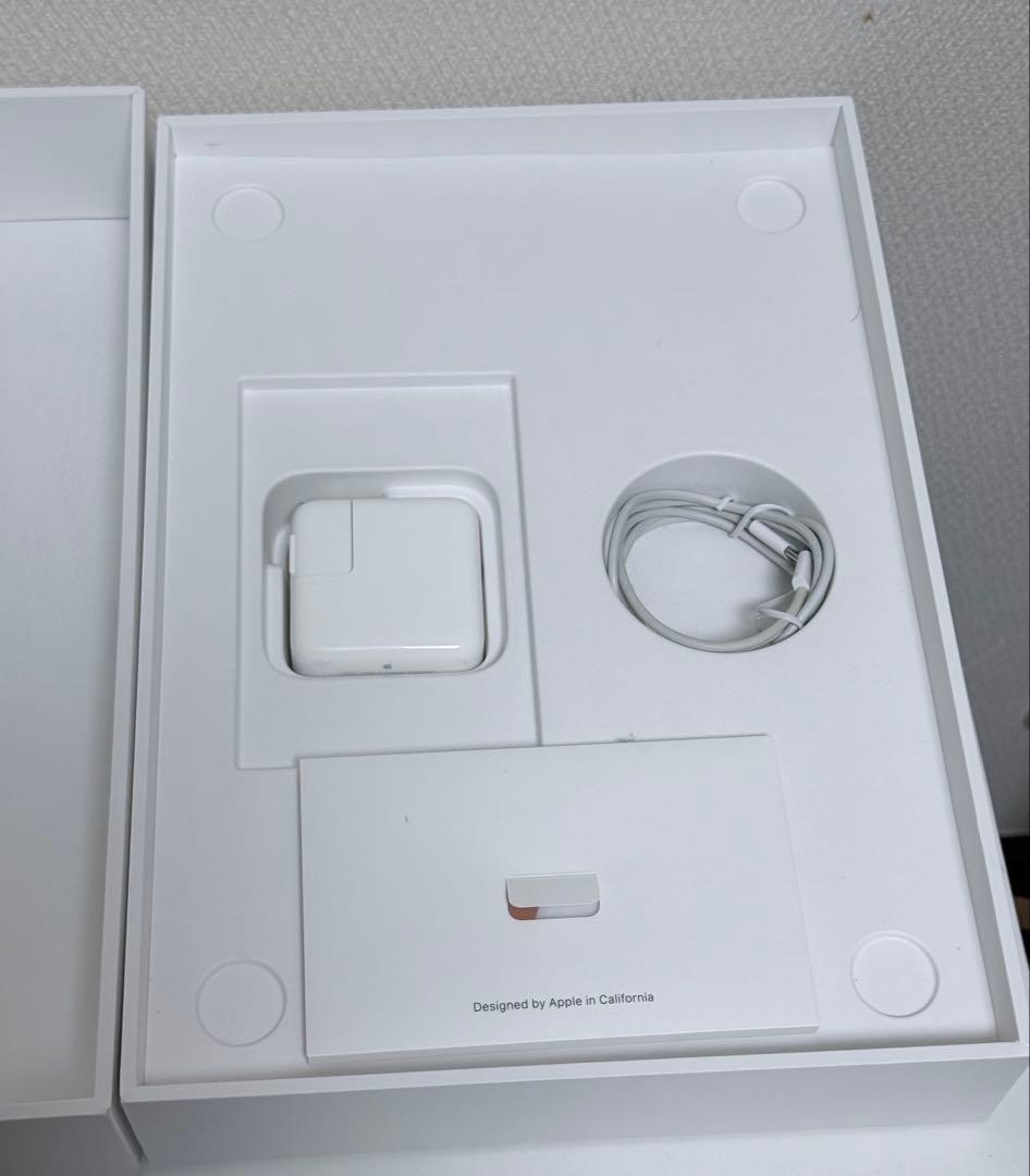 MacBook Air i5 13インチ 8GB 128GB 2018