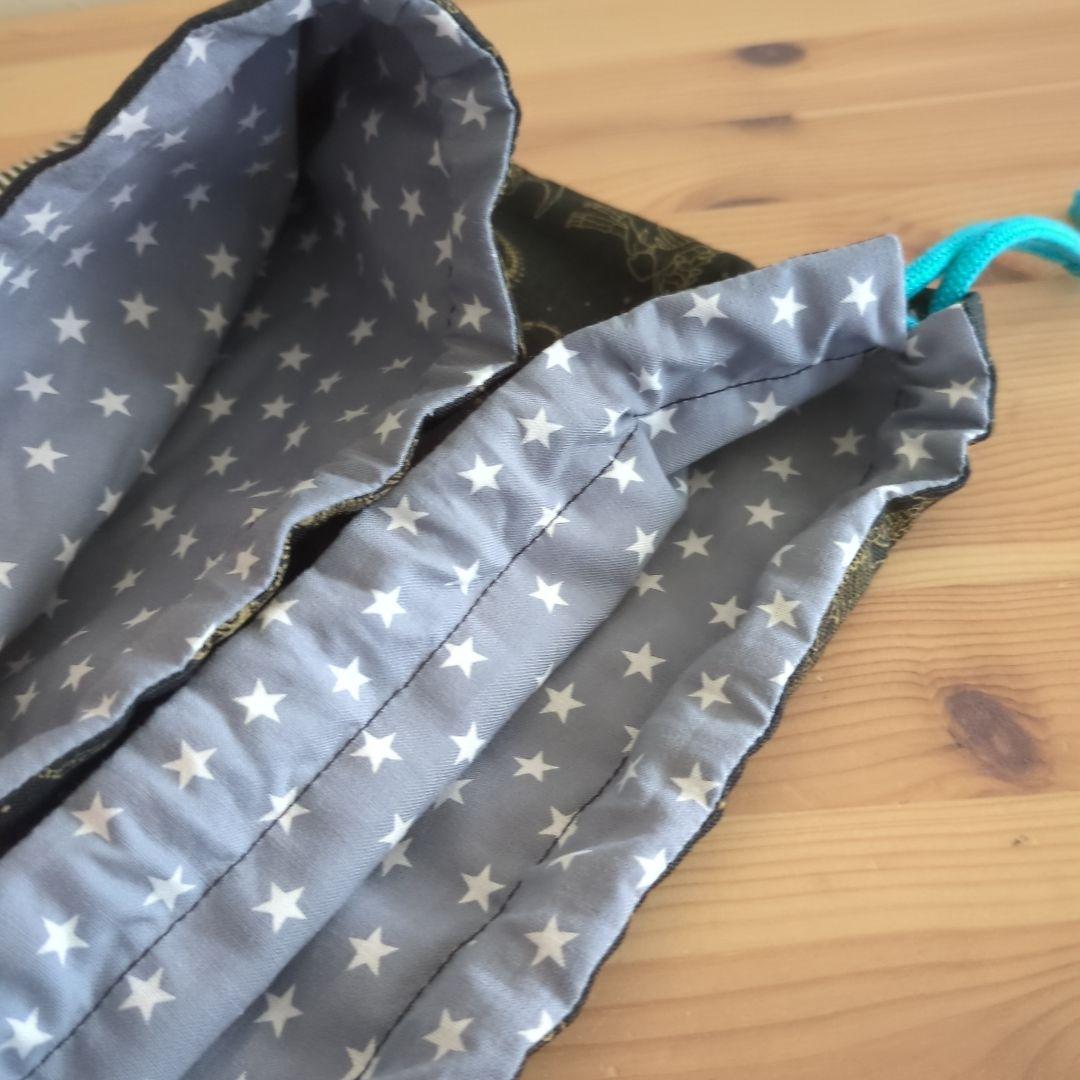 恐竜の化石　黒レッスンバッグ4点セット　男の子入園準備入学準備