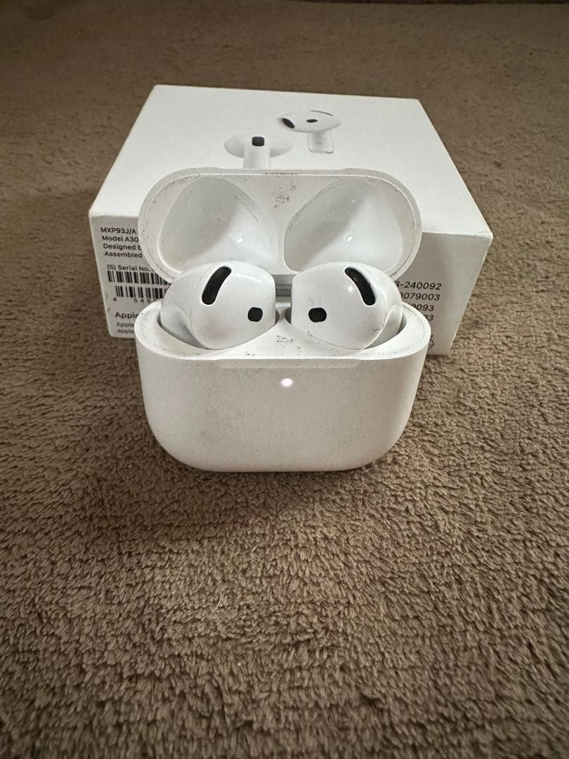 AirPods４アクティブノイズキャンセリング搭載