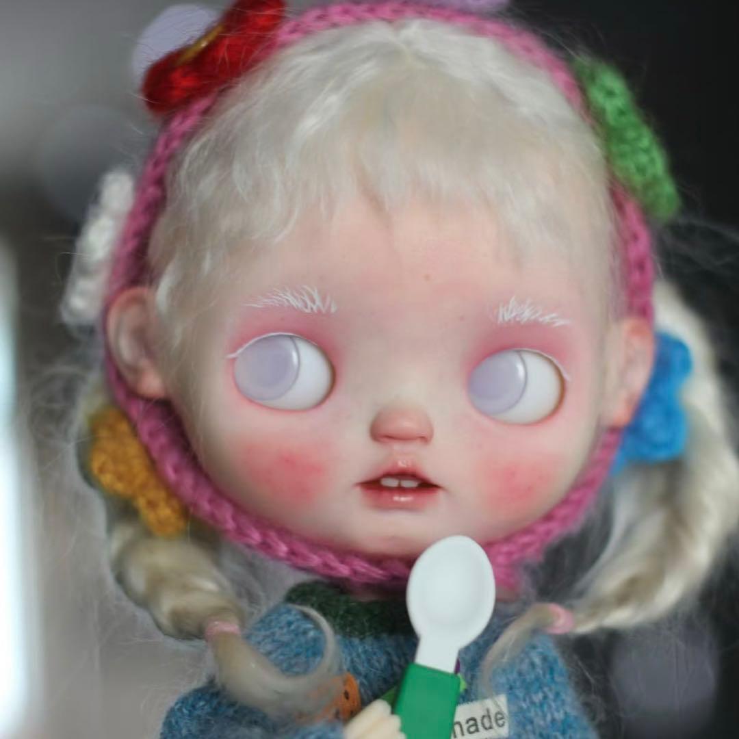 カスタムブライス 海外作家様 カスタムドール アルビノ 薄メイク 特別 透き通る