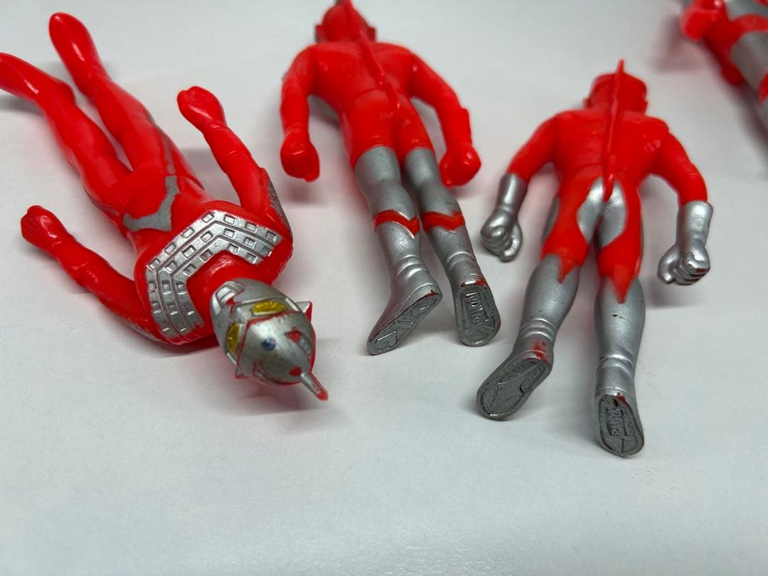 バンダイ　ウルトラマン　ファミリー　ソフビ まとめ　キングザウルス