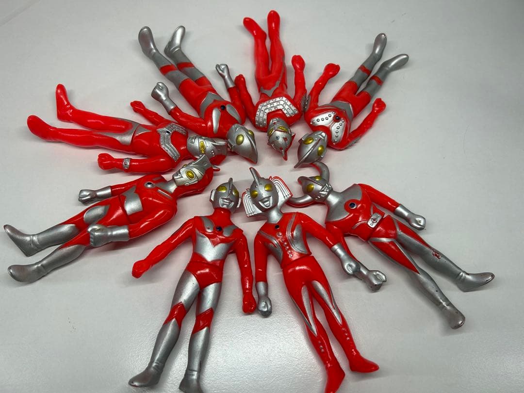 バンダイ　ウルトラマン　ファミリー　ソフビ まとめ　キングザウルス