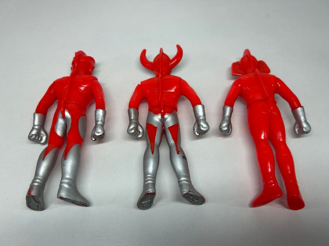 バンダイ　ウルトラマン　ファミリー　ソフビ まとめ　キングザウルス