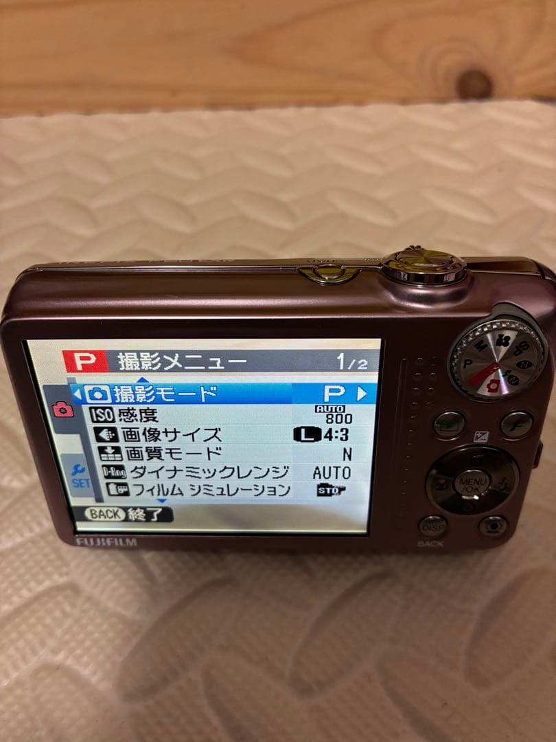 美品純正ケース付き　fujifilm&富士フイルム　f80exr デジタルカメラ