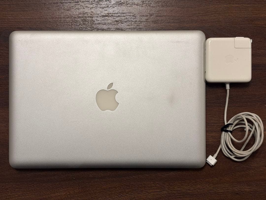 ✨お値打ち出品✨★ MacBook Pro 13インチ （2009）シルバー