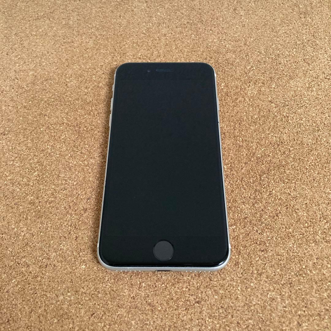 4166【早い者勝ち】美品☆電池新品☆iPhoneSE2 64GB SIMフリー