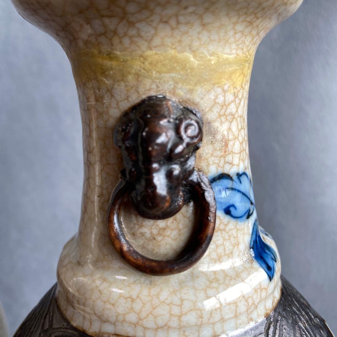 中国青花花生一対　明代成化年製　染付花鳥画　象耳　貫入磁器　花瓶花入 清時代