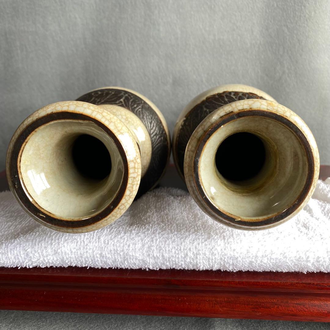 中国青花花生一対　明代成化年製　染付花鳥画　象耳　貫入磁器　花瓶花入 清時代