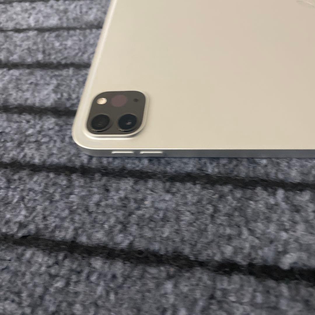 47 iPad Pro 11インチ 3世代 M1チップ 128GB シルバー