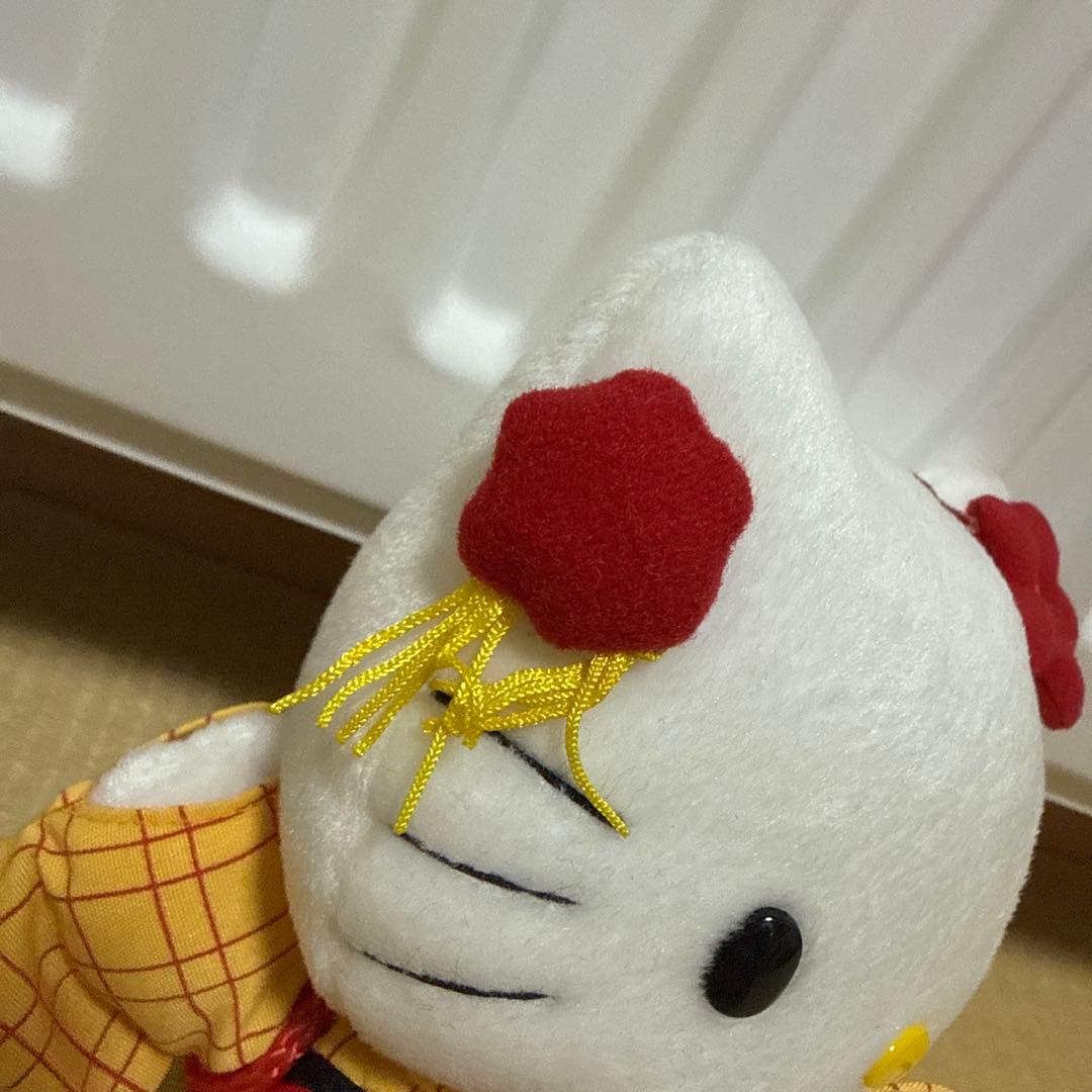 【伊豆限定】ご当地ハローキティ ぬいぐるみ 椿 着物姿
