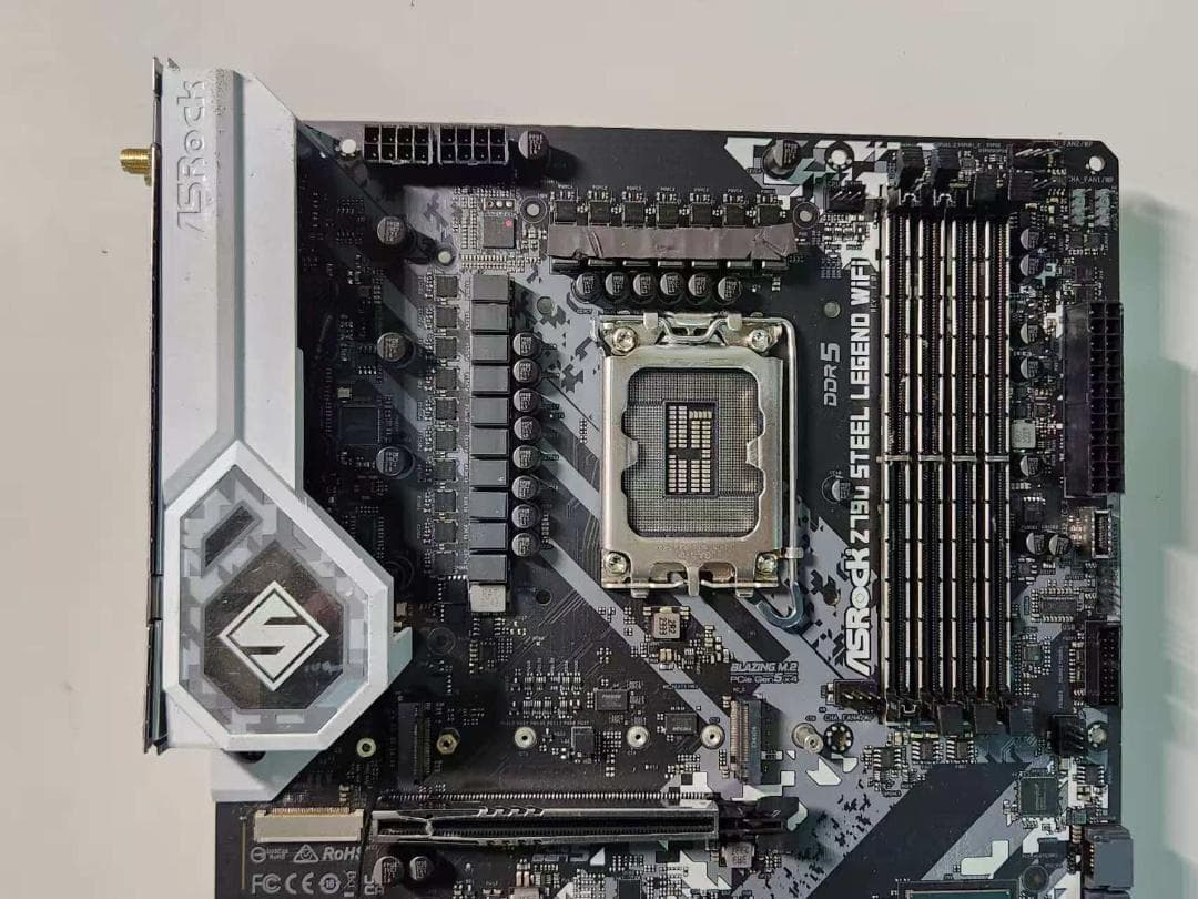 マザーボード 030900B ASROCK Z790 STEEL LEGEND WIFI