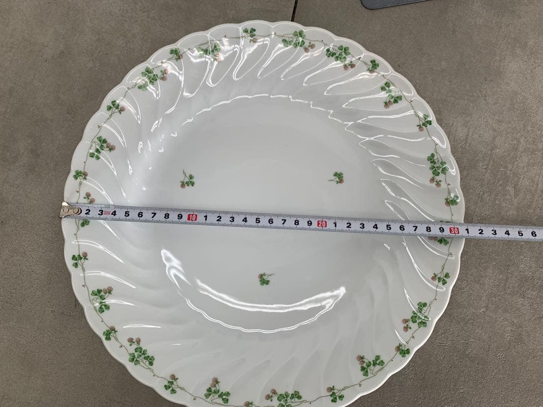 MN667★GINORI ジノリ オーバル/丸型 深皿 緑と赤の花模様 2枚