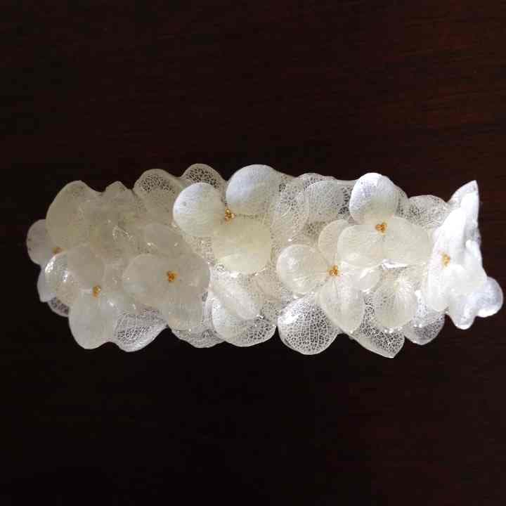 2000円＊.バレッタ Mサイズ あじさい プリザーブド かまぼこ型