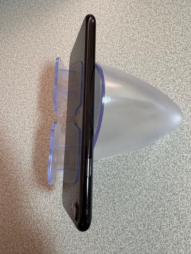 【美品】iPhone7 ジェットブラック 128GB 85%