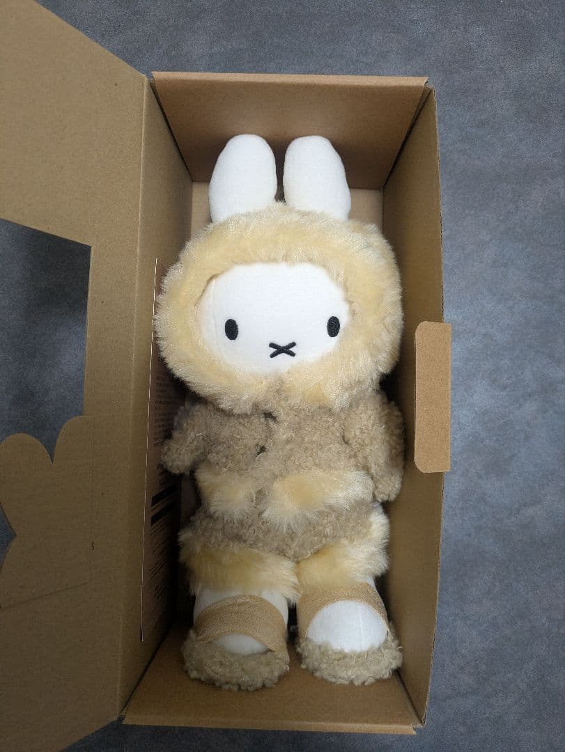 miffyミッフィーBON TON TOYS　ぬいぐるみ