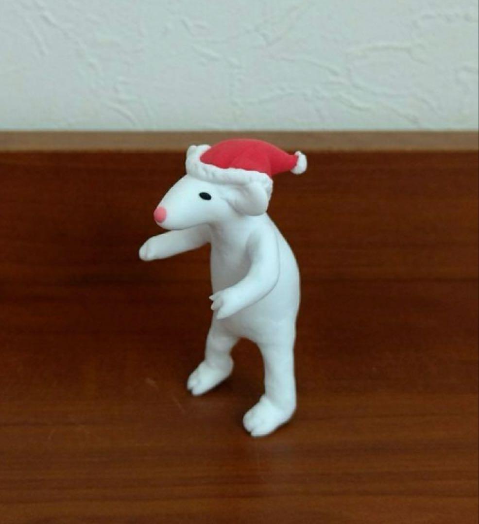 『靴の中になんか入った気がするサンタ犬と、ネズミ』ハンドメイド作品 軽量粘土