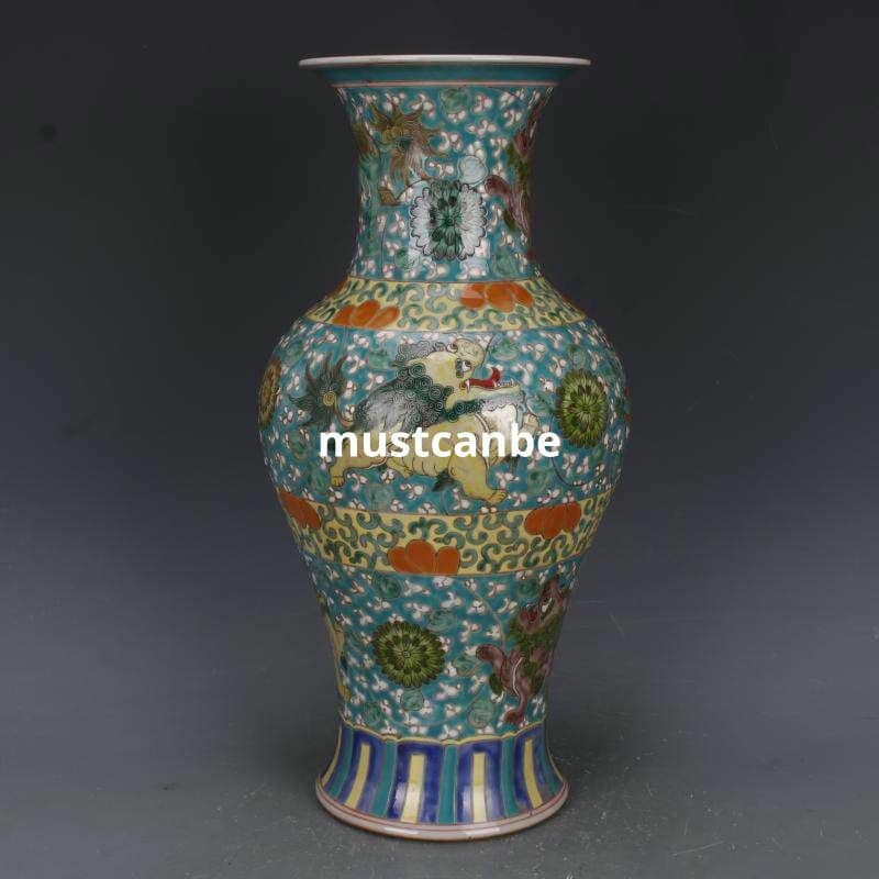 清康熙緑地着花獅子紋魚尾瓶 景徳鎮 陶磁器 装飾品 現代工芸品 美術品 置物