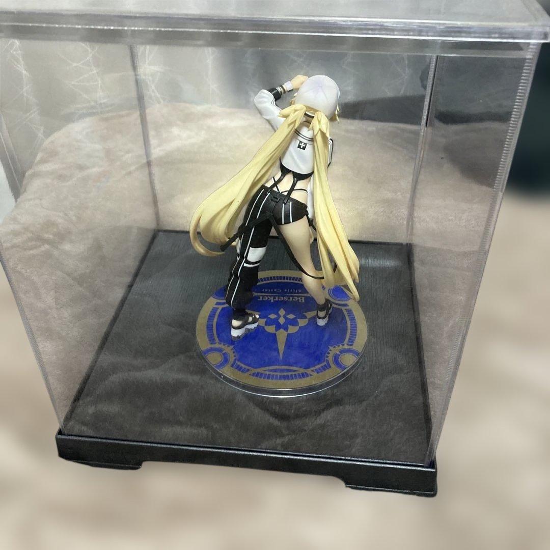 一番くじFate A賞 バーサーカー/アルトリア・キャスターフィギュア　FGO