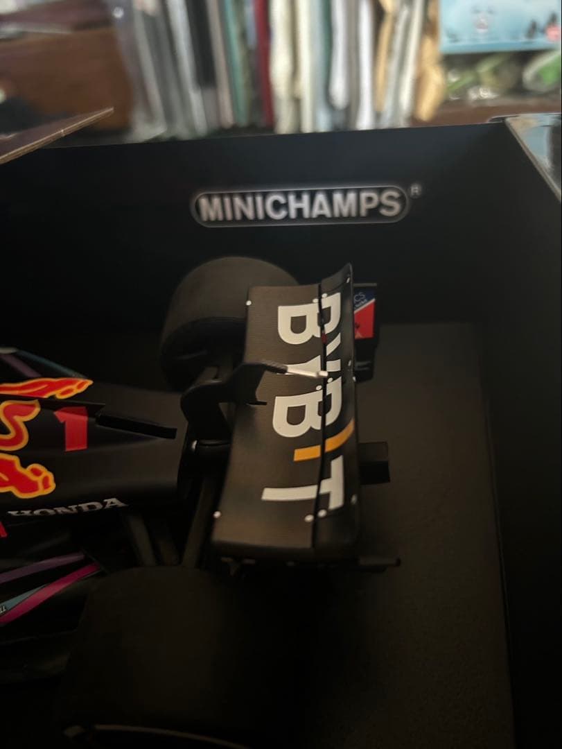 HPミニチャンプス1/18レッドブルF1マックスフェルスタッペンマイアミ