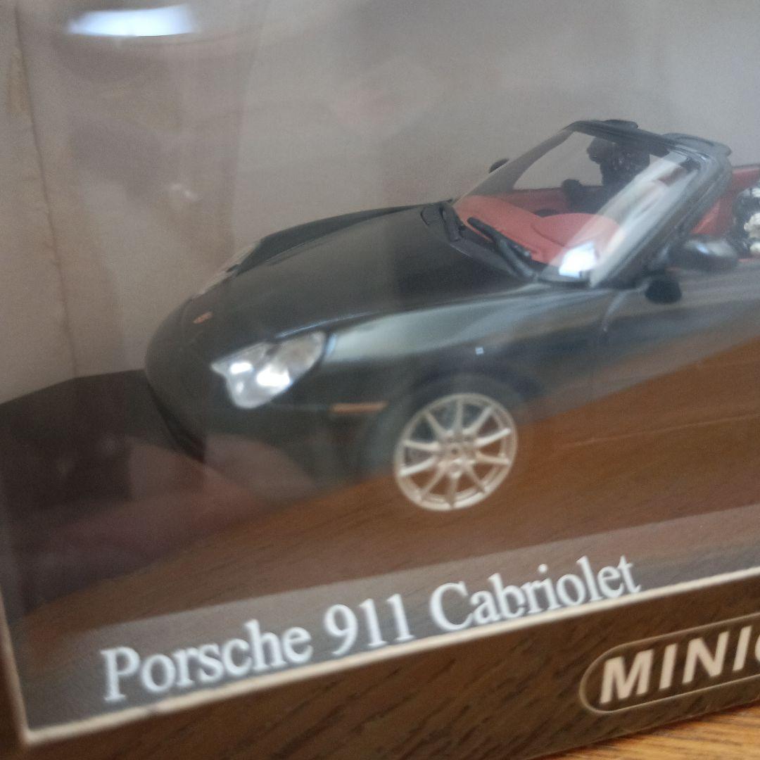 ミニチャンプス 1/43 ポルシェ 911 カブリオレ 2匹 犬付き② 限定