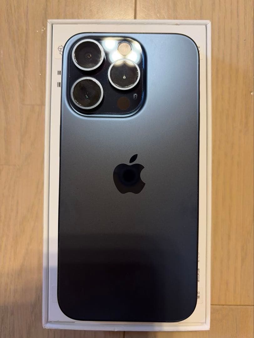 【SADAM DWI SYAHPUTRA 】 iPhone 15 Pro
