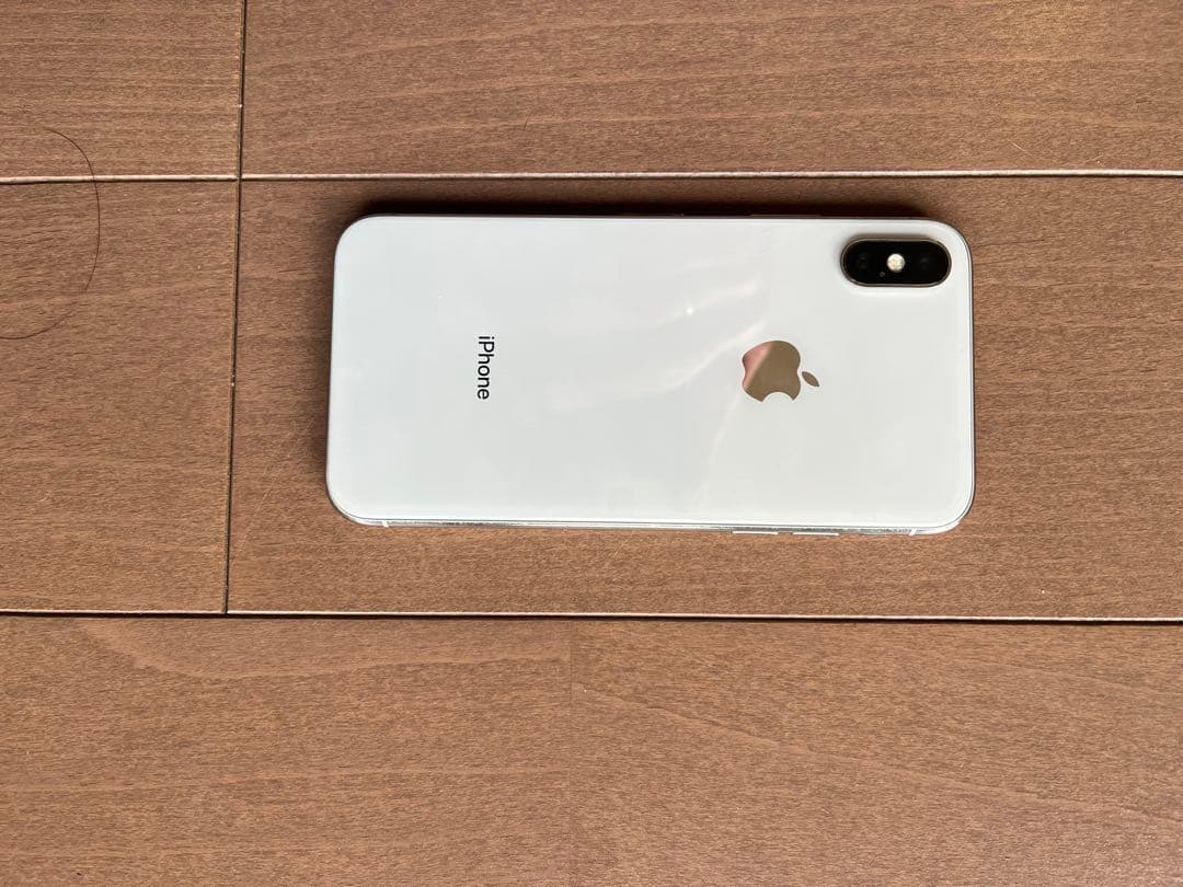 iPhone X 256GBホワイト