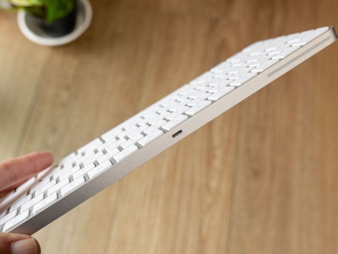 Apple Magic Keyboard（US）Lightning/ワイヤレス