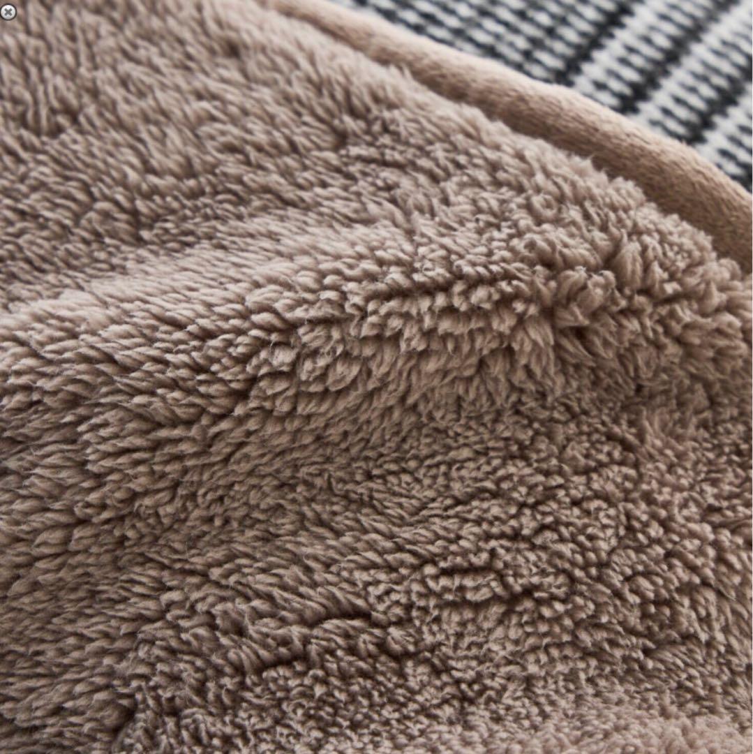 大津毛織【吸湿発熱ホットテックス】首元スリット＆たっぷりロングサイズ毛布シングル