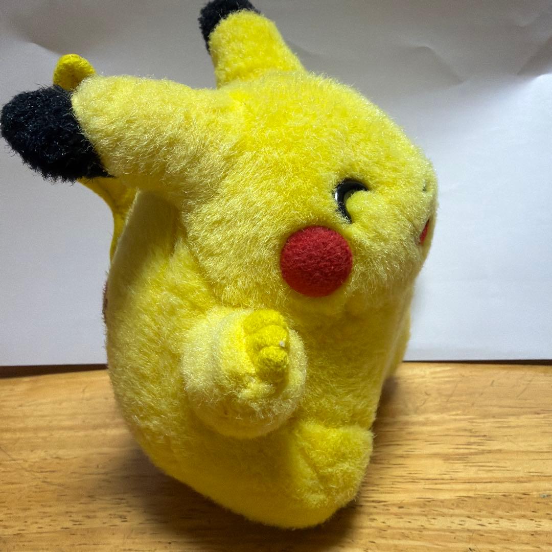 ✨レア✨初代　にっこりバンザイ❣️ピカチュウのぬいぐるみ❣️