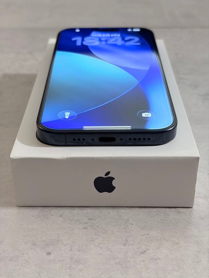 【極美品】iPhone15 pro ブルーチタニウム 512GB 【即日発送】