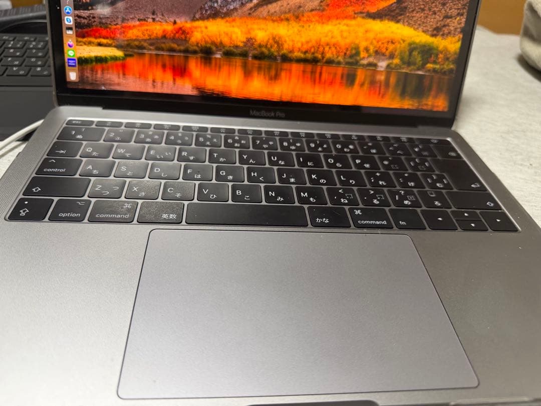 MacBook本体 Apple MacBook Pro 2017Core i5,4GB ,128GB