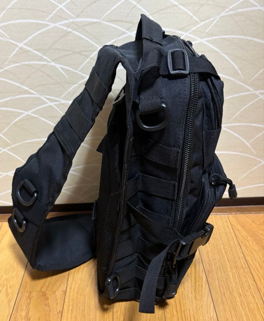 （最終価格）POLICE U.S.MARSHAL ボディーバッグ