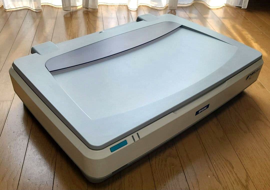 EPSON ES－7000H　 フラットベッドカラースキャナー　A3対応