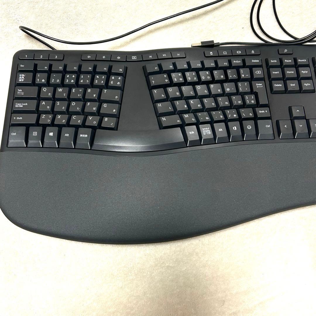 【美品】Microsoft エルゴノミック 有線キーボード LXM-00018