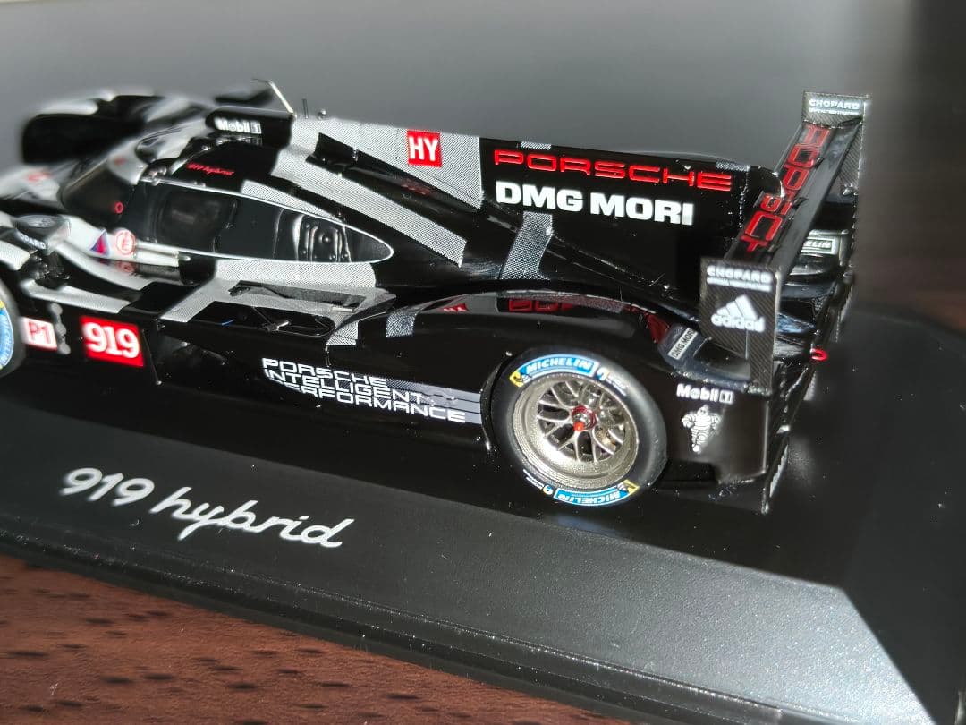 1/43 Porsche 919 Hybrid ダイキャストミニカー