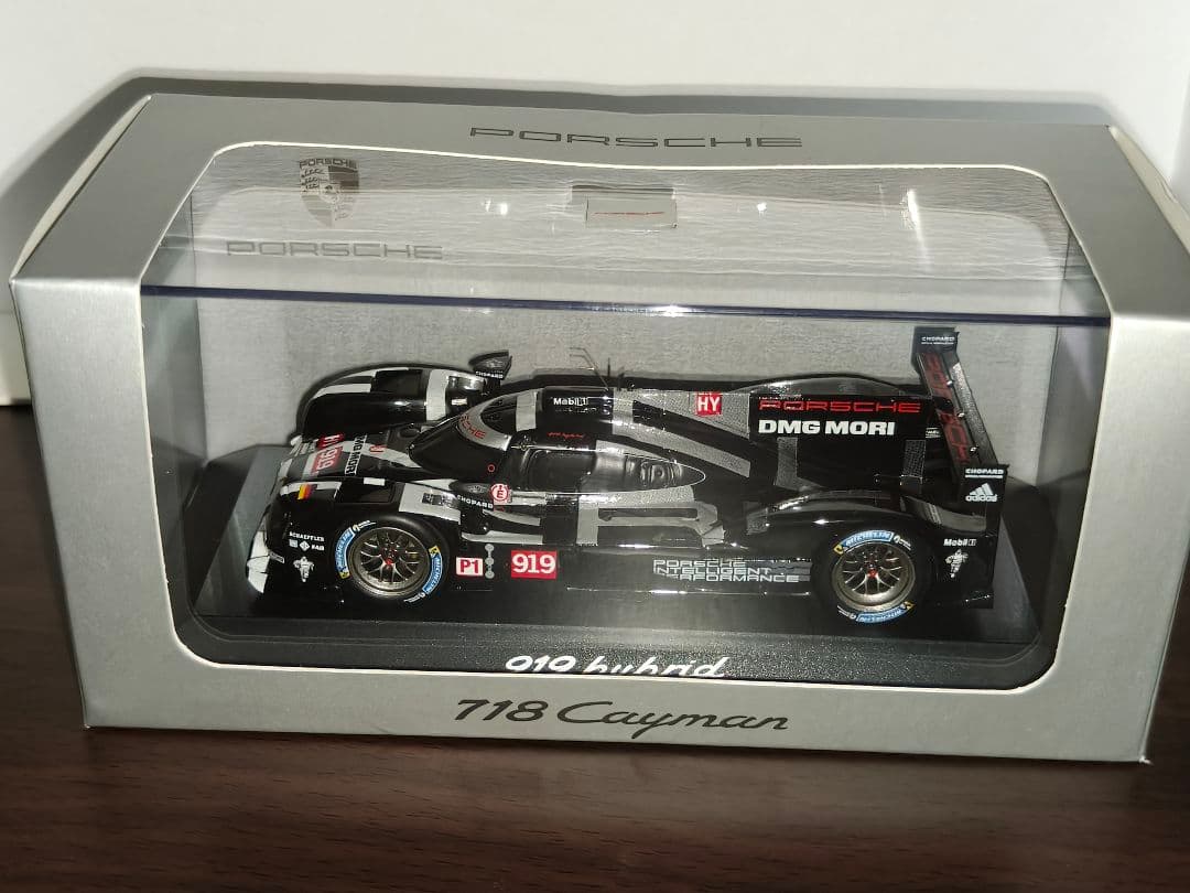 1/43 Porsche 919 Hybrid ダイキャストミニカー