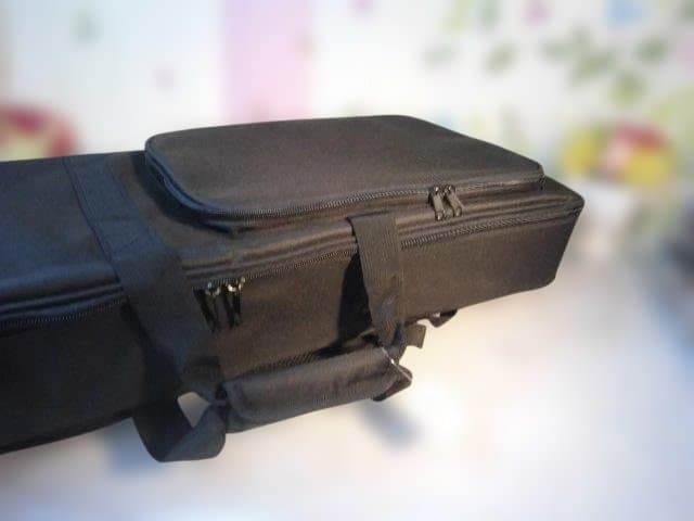 新品未使用(送料無料)11.000円　沖縄三線専用　新型セミハードケース一つ如何