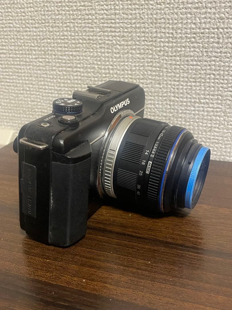 OLYMPUS ミラーレス一眼カメラ レンズ付き