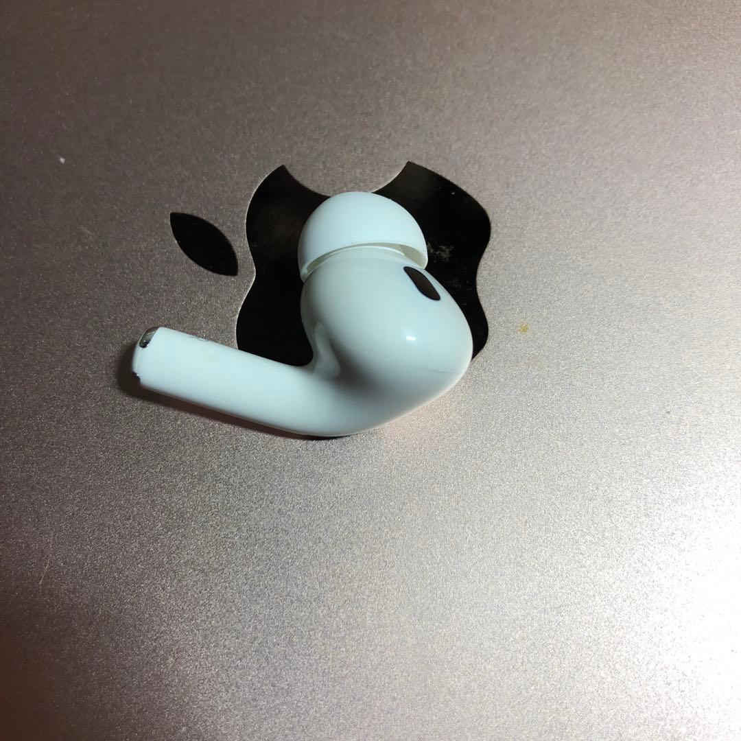 Apple AirPods Pro 第2世代　lightning　右側　右