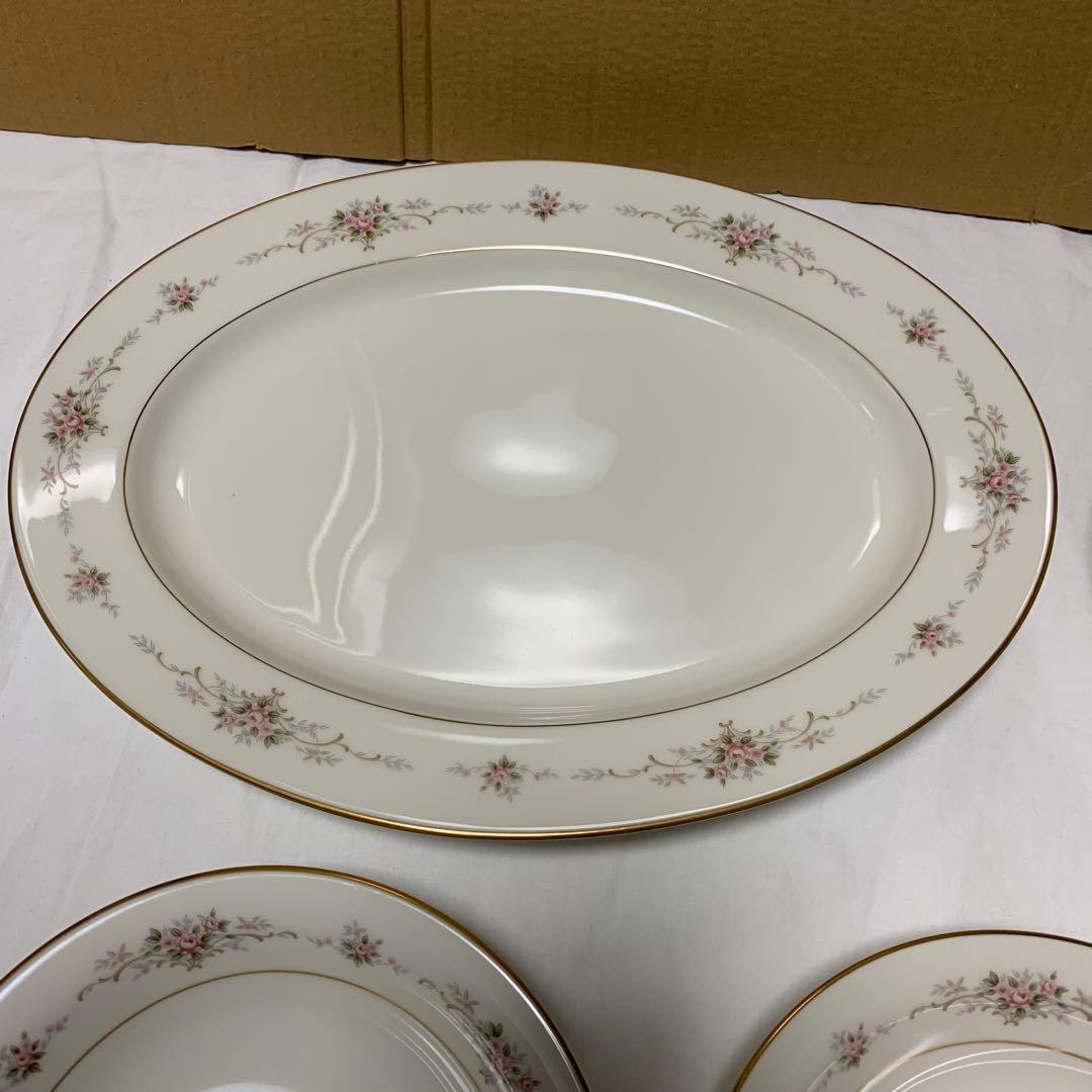 ノリタケ ニットロイヤルアイボリー RC ボウルセット 花柄 金縁　８個