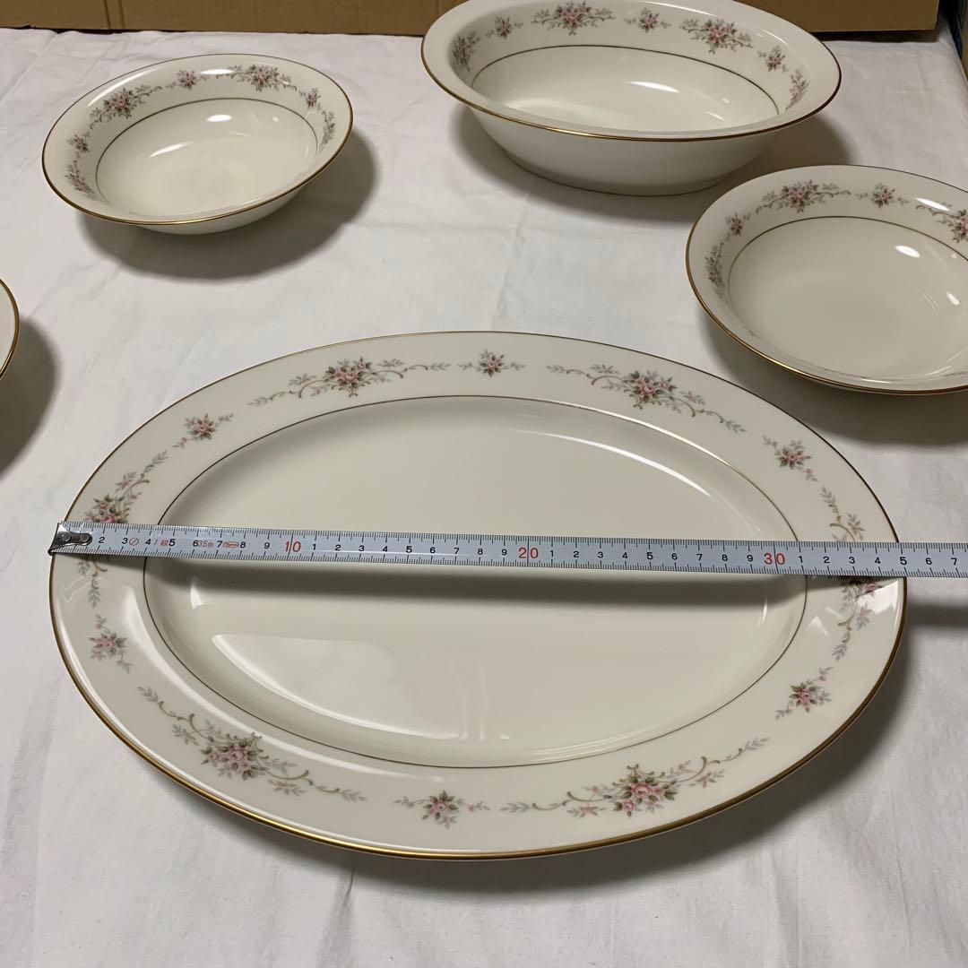 ノリタケ ニットロイヤルアイボリー RC ボウルセット 花柄 金縁　８個