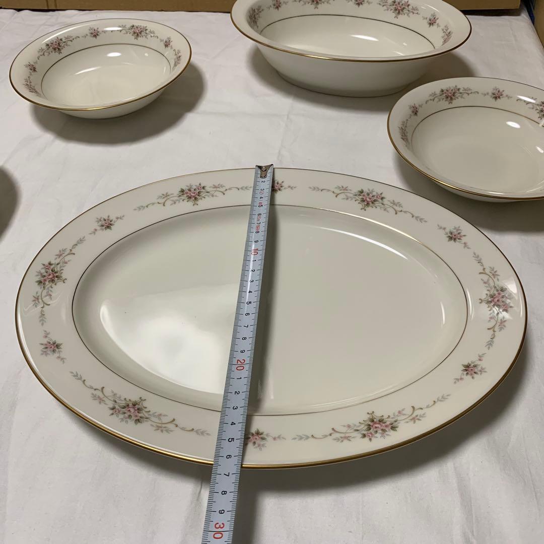 ノリタケ ニットロイヤルアイボリー RC ボウルセット 花柄 金縁　８個
