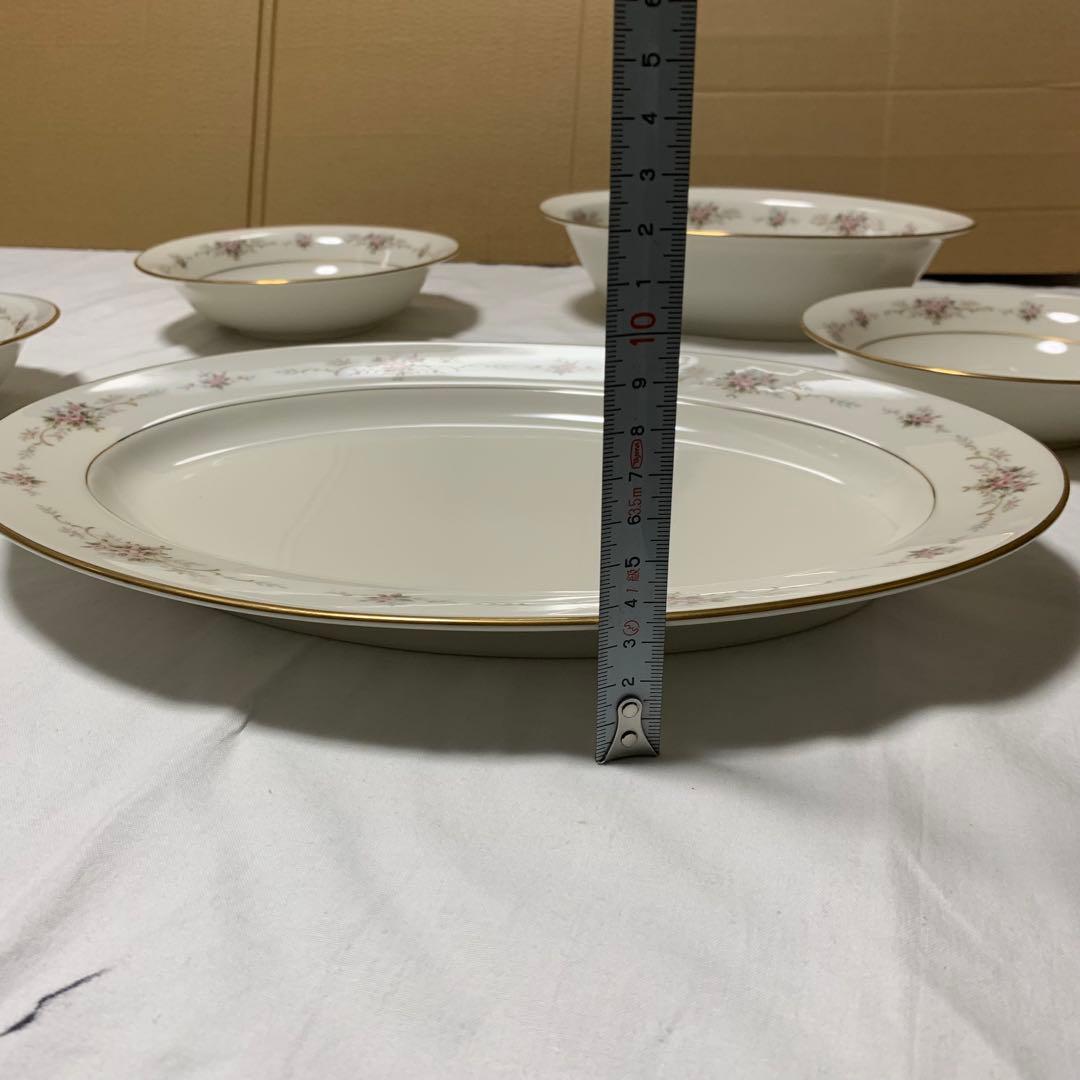 ノリタケ ニットロイヤルアイボリー RC ボウルセット 花柄 金縁　８個