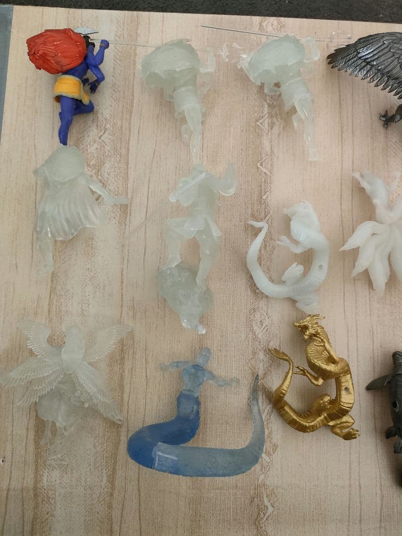 最強王図鑑　ドラゴン　妖怪　UMA　悪魔　英雄　水中　モンスター19体フィギュア