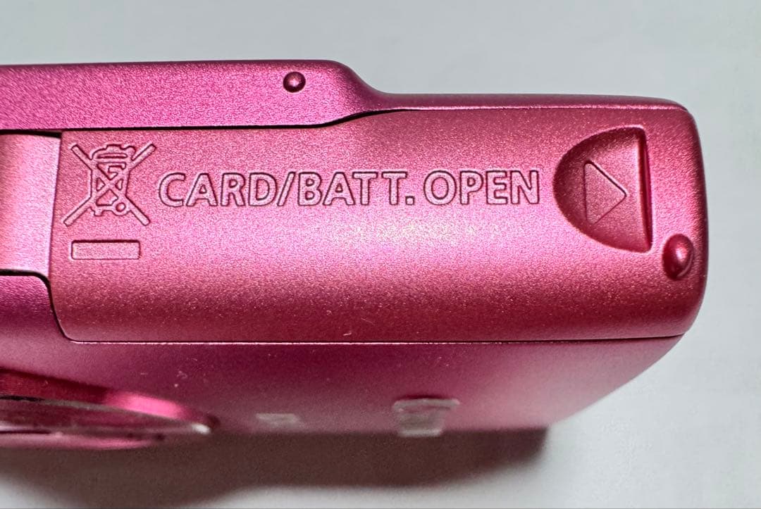 Canon IXY ピンク コンパクト デジタルカメラ ジャンク品