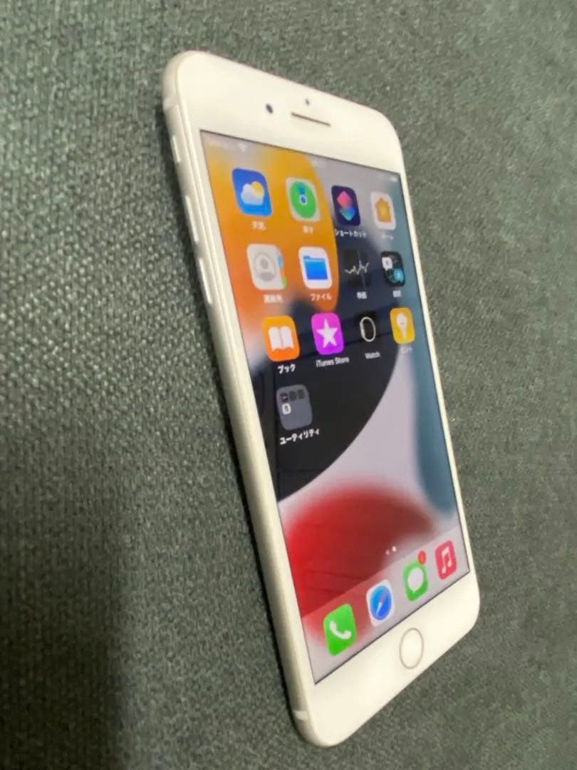 美品 iPhone 8Plus 64GB SIMフリー バッテリ最大容量100%