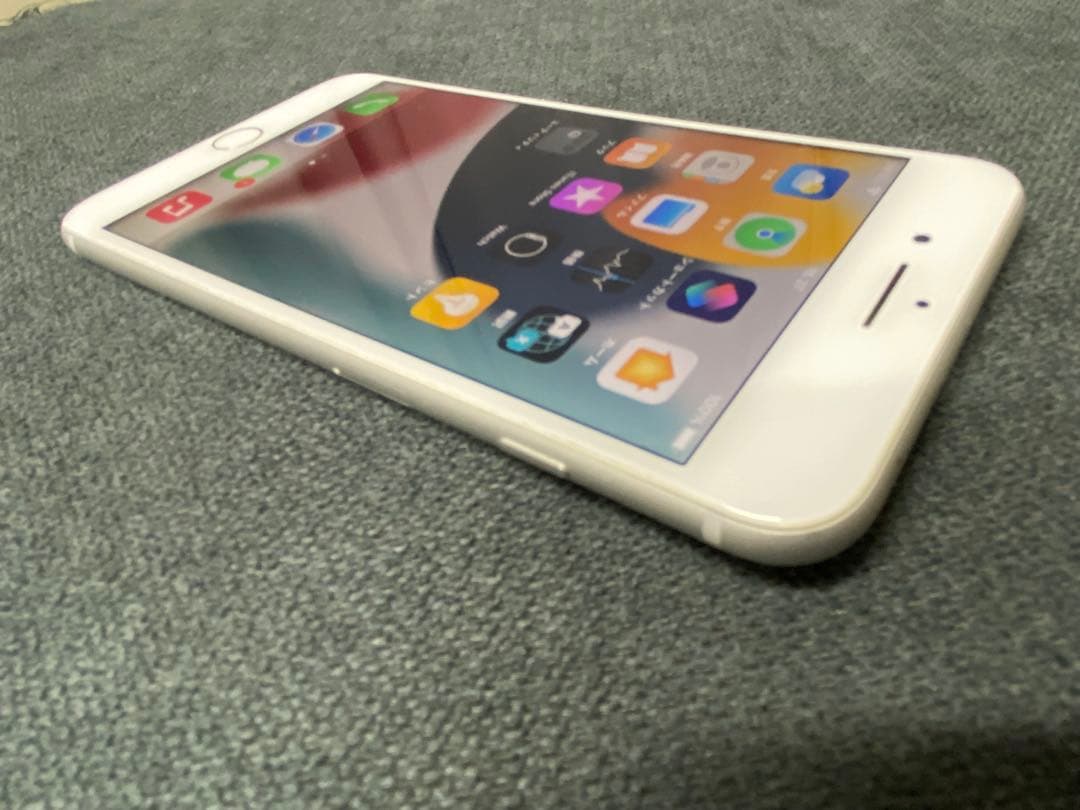 美品 iPhone 8Plus 64GB SIMフリー バッテリ最大容量100%