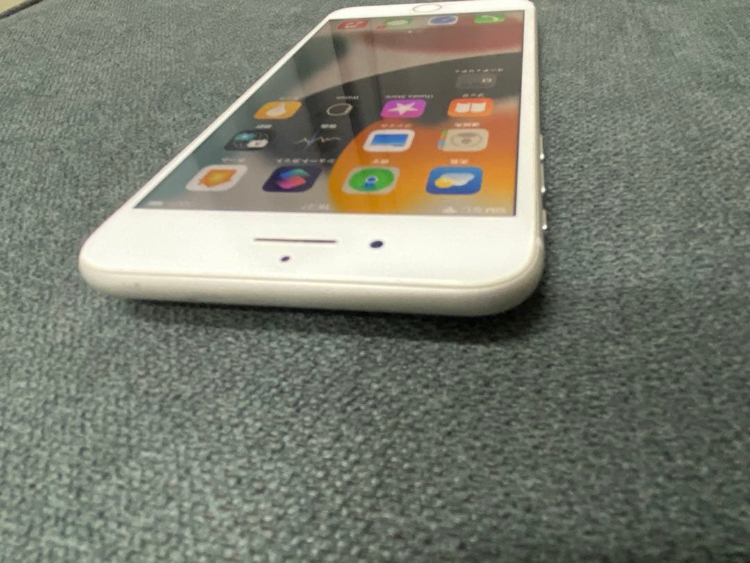 美品 iPhone 8Plus 64GB SIMフリー バッテリ最大容量100%
